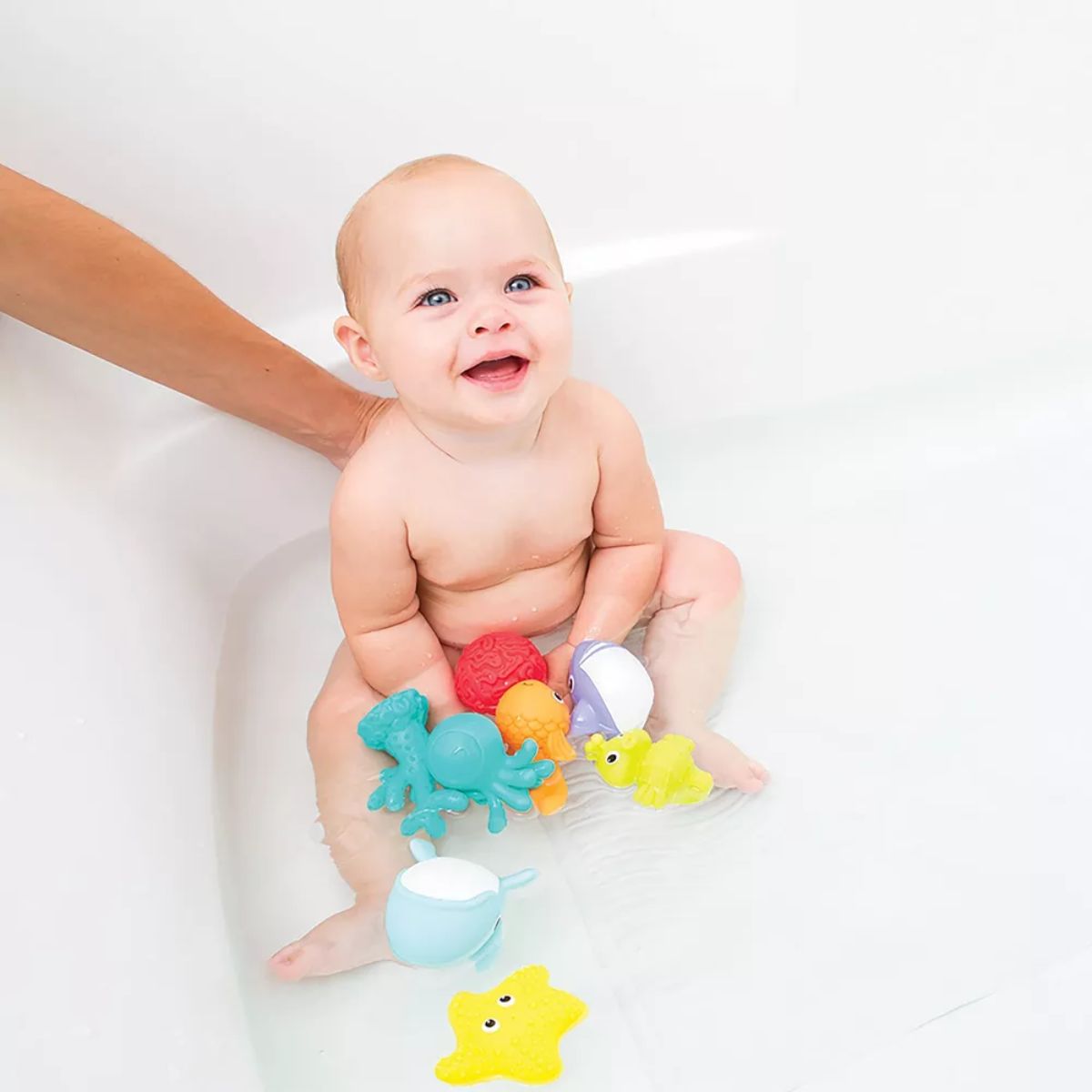 Infantino Aquarium Bath Squirters Toy 8 pieces - Soft, Easy-to-Hold & Baby-Friendly